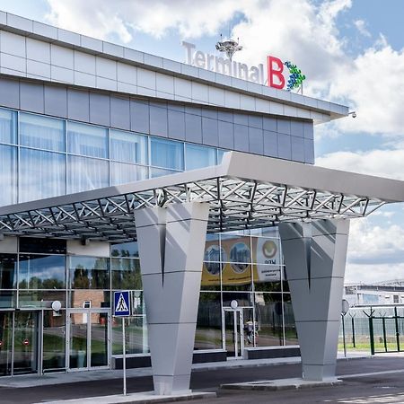 Terminal B Hotel Kiev Esterno foto